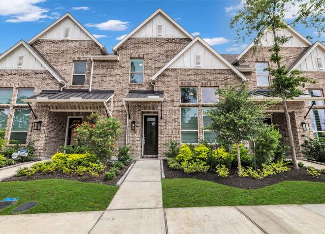 Property at 527 Cypress Valley Ave, Montgomery, TX 77316, 3 beds, 2.5 baths
