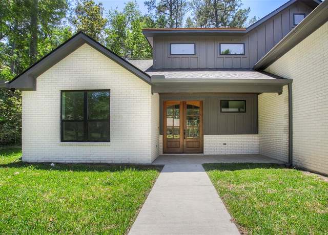 Property at 1973 Greentree Dr, Huntsville, TX 77340, 3 beds, 2 baths