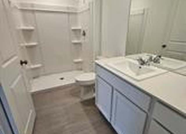 Property at 2326 Millard Creek Ln, League City, TX 77573, 3 beds, 2 baths