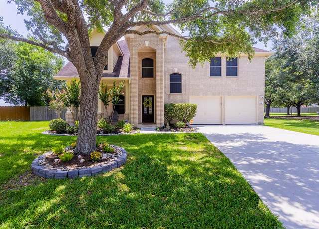Property at 6918 River Rd, Richmond, TX 77469, 3 beds, 2.5 baths