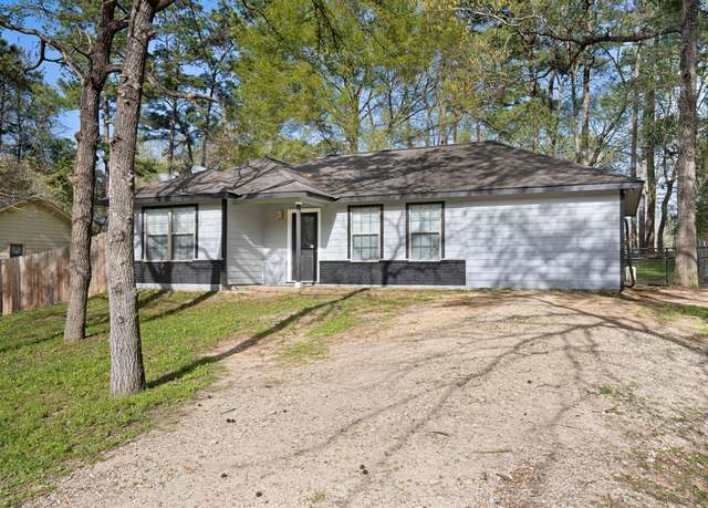 Property at 2375 Shadow Ln, Montgomery, TX 77316, 2 beds, 1 bath