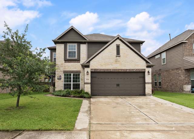 Property at 14706 Meadow Acre Trl, Houston, TX 77049, 5 beds, 2.5 baths