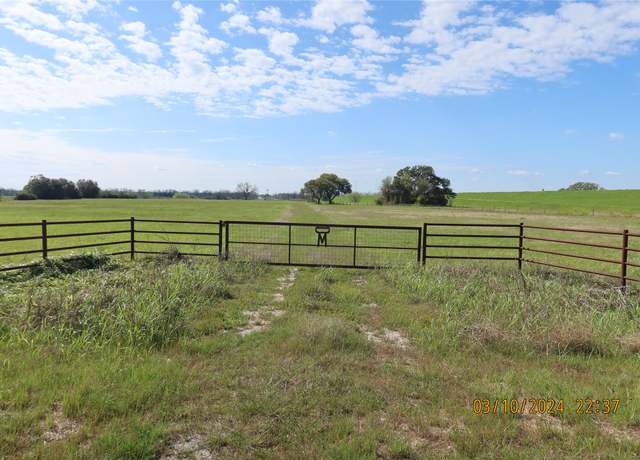 Property at 1030 Sh 71, Columbus, TX 78934