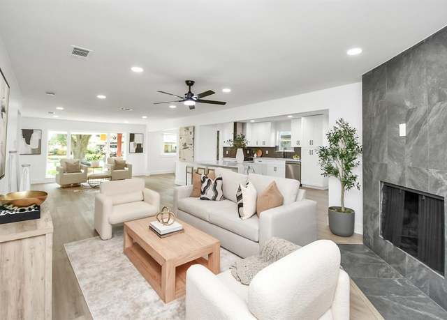 Property at 5434 Dumfries Dr, Houston, TX 77096, 3 beds, 2.5 baths