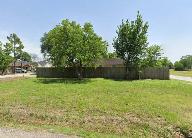 Property at 7800 Bowen St, Houston, TX 77051