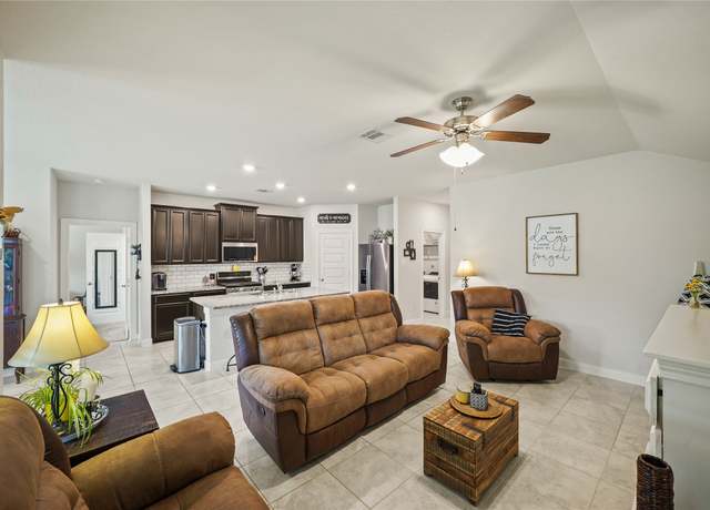 Property at 11607 Brookside Arbor Ln, Richmond, TX 77406, 3 beds, 2 baths