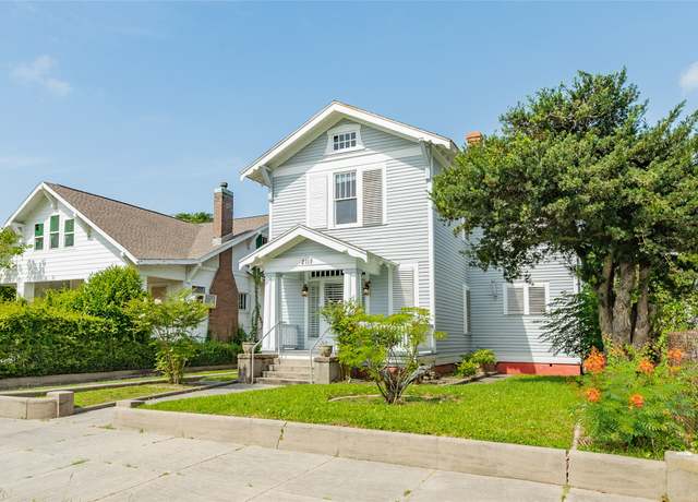 Property at 2115 31st St, Galveston, TX 77550, 3 beds, 2 baths