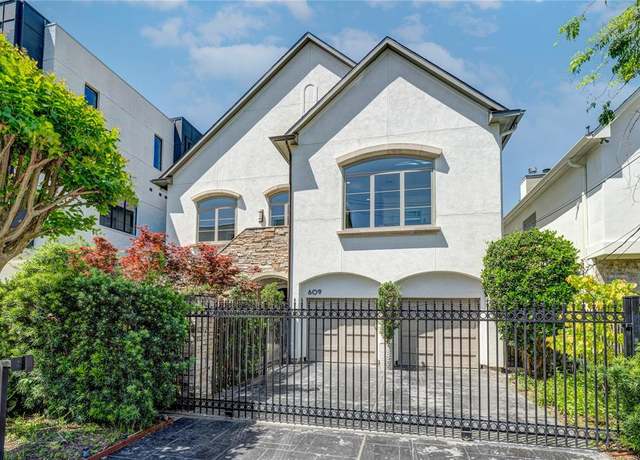 Property at 609 Reinicke St, Houston, TX 77007, 3 beds, 4.5 baths
