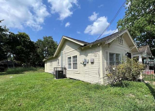 Property at 3109 Anita St, Houston, TX 77004, 3 beds, 1 bath