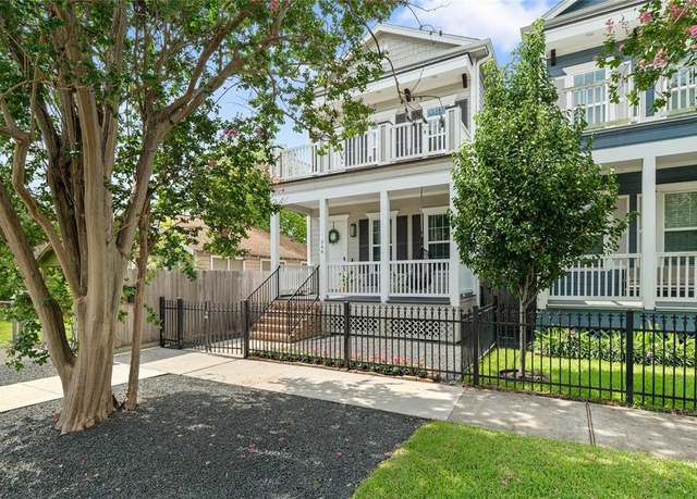Property at 344 W 27th St, Houston, TX 77008, 4 beds, 3 baths