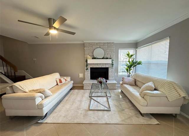 Property at 2711 Grants Lake Blvd #33, Sugar Land, TX 77479, 2 beds, 1.5 baths