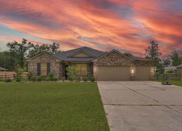Property at 9203 White Tail Dr, Conroe, TX 77303, 4 beds, 2 baths