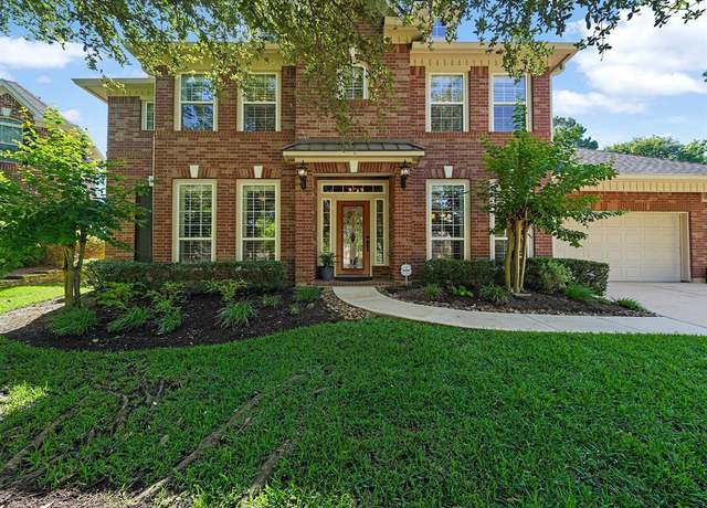 Property at 10 Barlow Ct, The Woodlands, TX 77382, 5 beds, 4.5 baths