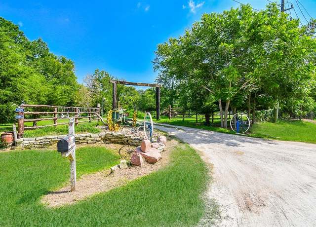 Property at 39551 Donigan Rd, Brookshire, TX 77423, 3 beds, 4 baths