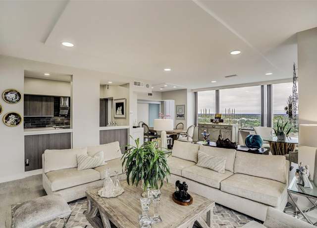 Property at 14 Greenway Plz Unit 15Q, Houston, TX 77046, 2 beds, 2 baths
