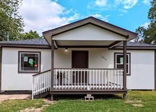 Property at 2016 Magnolia Dr, La Marque, TX 77568, 2 beds, 1 bath