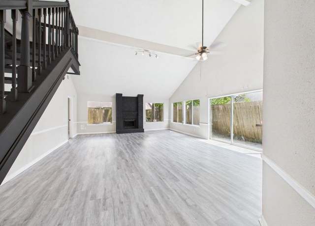 Property at 3243 S Greenpark Dr, Houston, TX 77082, 3 beds, 2 baths