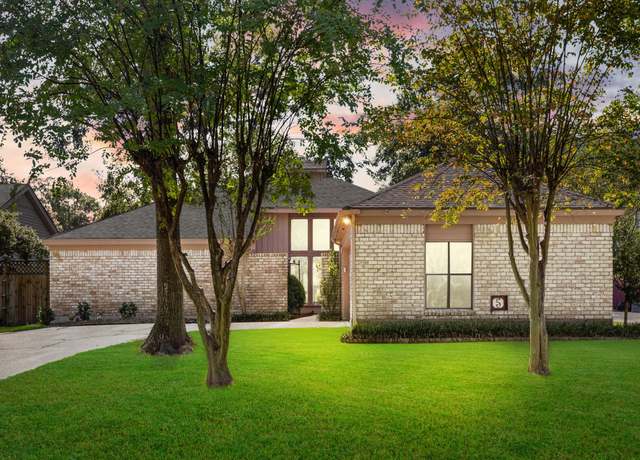 Property at 5 Kensington Ct, Conroe, TX 77304, 3 beds, 2 baths