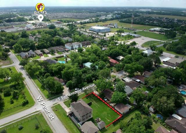 Property at 2508 S San Antonio Ave, Pearland, TX 77581
