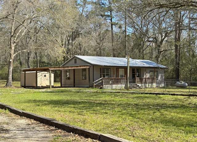 Property at 450 Dove Creek Dr, Coldspring, TX 77331, 3 beds, 1.5 baths