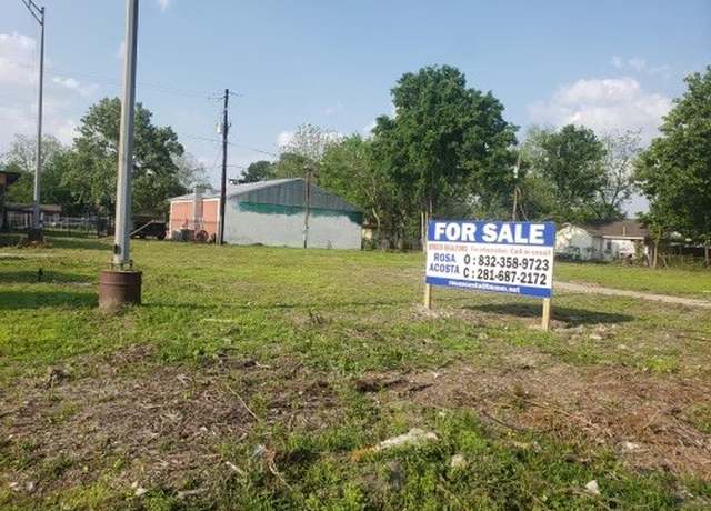 Property at 2131 Warwick Rd, Houston, TX 77093