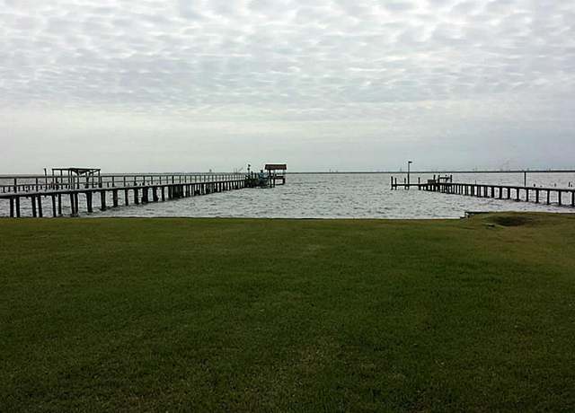 Property at 1400 John St, San Leon, TX 77539