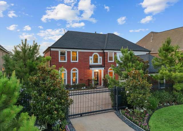 Property at 4114 Pebble Beach Dr, League City, TX 77573, 4 beds, 2.5 baths