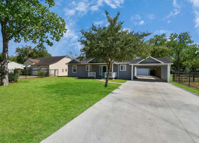 Property at 7066 Evans St, Houston, TX 77061, 3 beds, 2.5 baths