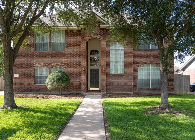 Property at 14815 Mesa Vista Dr, Houston, TX 77083, 4 beds, 2.5 baths