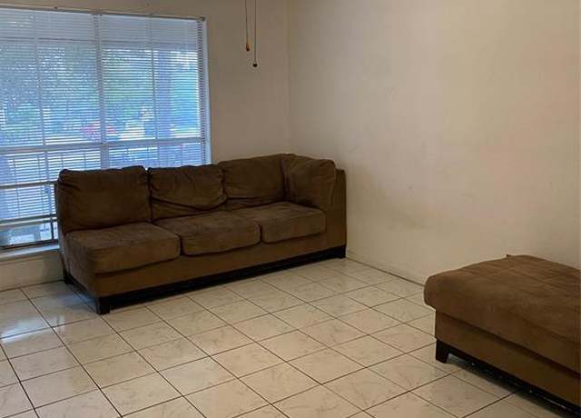 Property at 5625 Antoine Dr #412, Houston, TX 77091, 1 bed, 1 bath