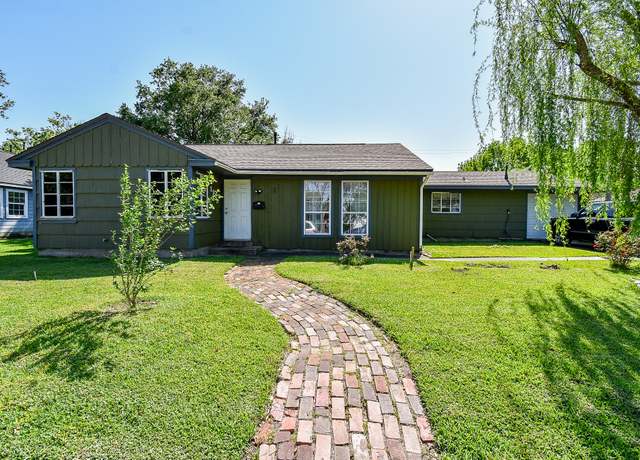 Property at 1905 Tennessee St, Baytown, TX 77520, 3 beds, 2 baths