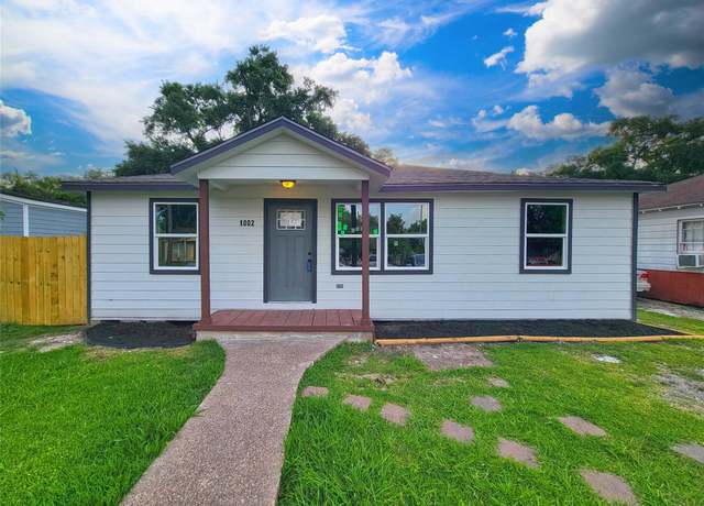 Property at 1002 Francis Dr, Pasadena, TX 77506, 3 beds, 2 baths