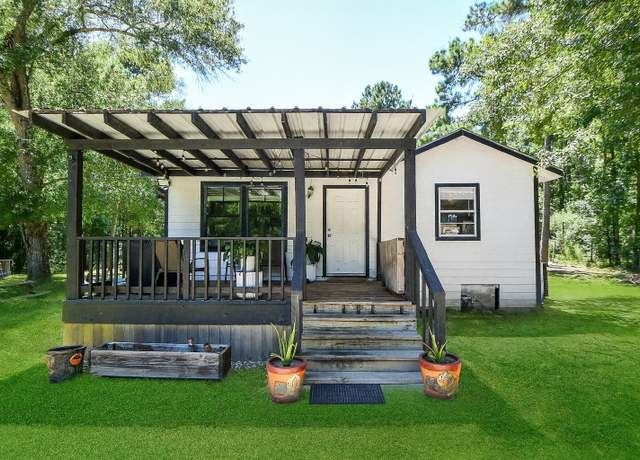 Property at 180 Maurine Ln, Cleveland, TX 77328, 3 beds, 2 baths