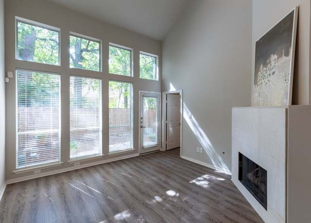 Property at 83 Harvest Wind Pl, The Woodlands, TX 77382, 3 beds, 2.5 baths
