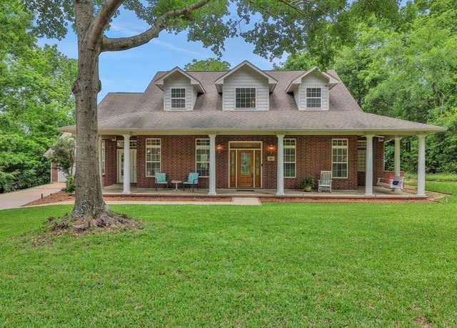Property at 69 Lake Oaks Cir, Coldspring, TX 77331, 3 beds, 3 baths