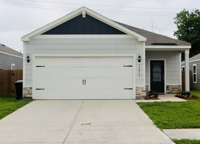 Property at 11411 Bright Sun Dr, Houston, TX 77048, 3 beds, 2 baths