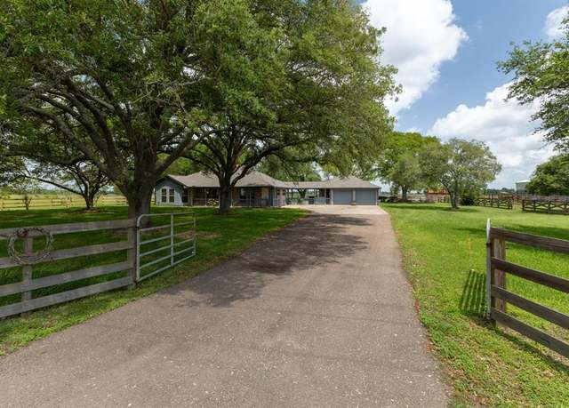 Property at 603 & 611 County Road 18, Damon, TX 77430, 3 beds, 3 baths