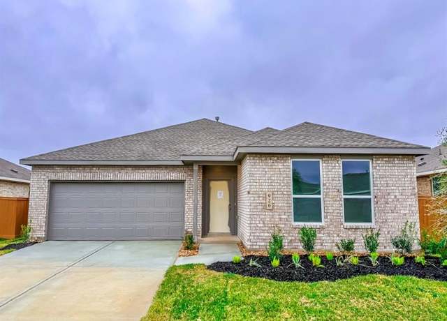 Property at 5610 Pinfish Dr, Baytown, TX 77521, 4 beds, 2 baths