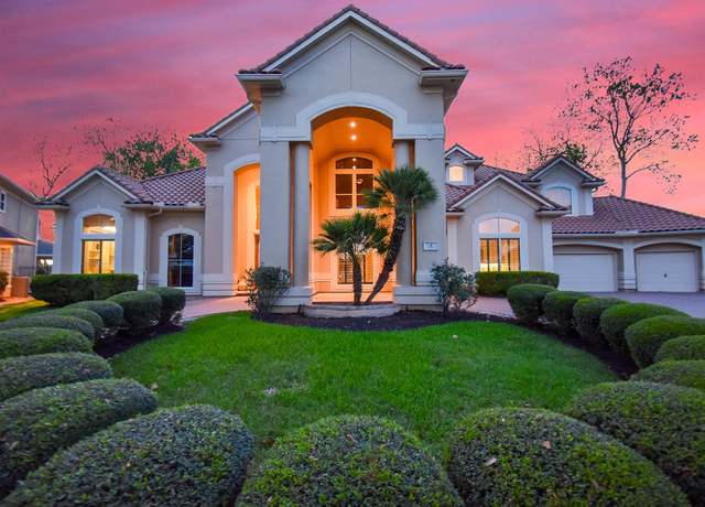 Property at 2 Royal Hampton Ct, Sugar Land, TX 77479, 5 beds, 5.5 baths