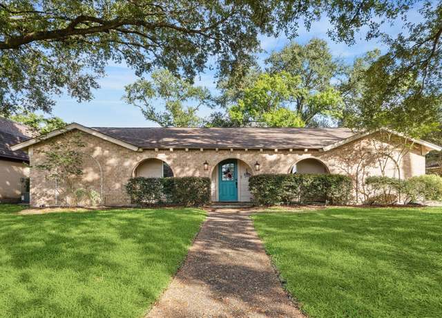 Property at 3042 Bonney Briar Dr, Missouri City, TX 77459, 4 beds, 2.5 baths