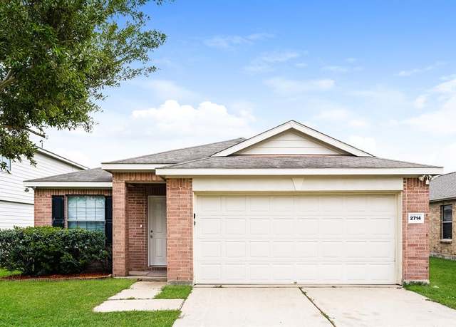 Property at 2714 Roaring Oaks Ln, Katy, TX 77449, 3 beds, 2 baths
