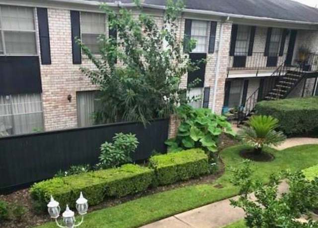 Property at 7900 Westheimer Rd #112, Houston, TX 77063, 3 beds, 2 baths
