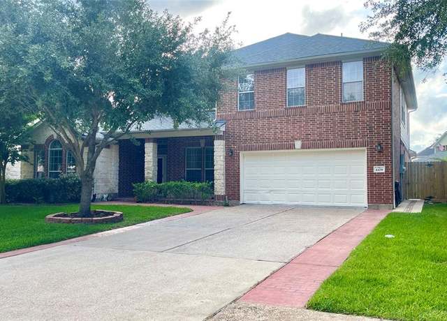 Property at 4438 W Maple Dr, Friendswood, TX 77546, 5 beds, 4 baths
