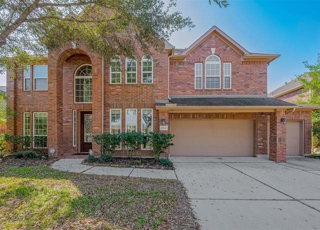 Property at 13530 Hammond Hills Ln, Houston, TX 77044, 5 beds, 2.5 baths