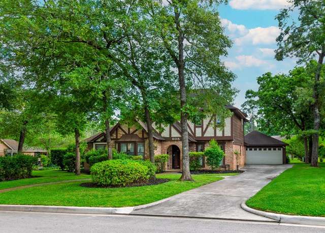 Property at 605 N Rivershire Dr, Conroe, TX 77304, 4 beds, 2.5 baths
