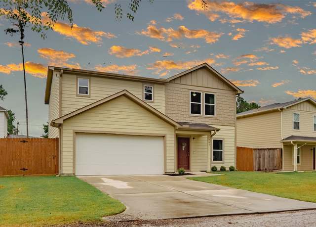 Property at 940 Cedar Point Dr, Livingston, TX 77351, 4 beds, 3 baths