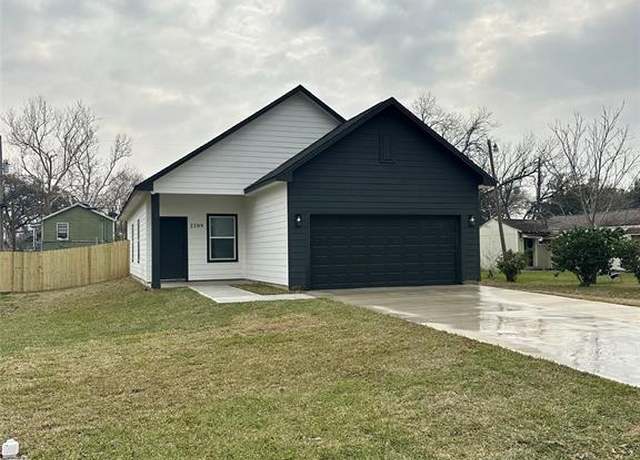 Property at 2209 2nd Ave N, Texas City, TX 77590, 3 beds, 2 baths