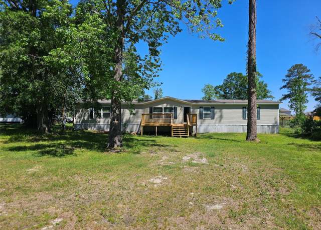 Property at 16889 Springfield Dr, Conroe, TX 77302, 5 beds, 3 baths