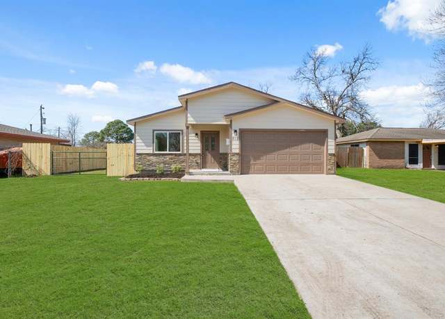 Property at 812 Busse Cir, Pasadena, TX 77503, 3 beds, 2 baths