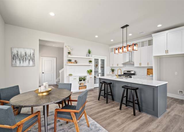 Property at 7228 Avenue B, Houston, TX 77011, 3 beds, 2.5 baths